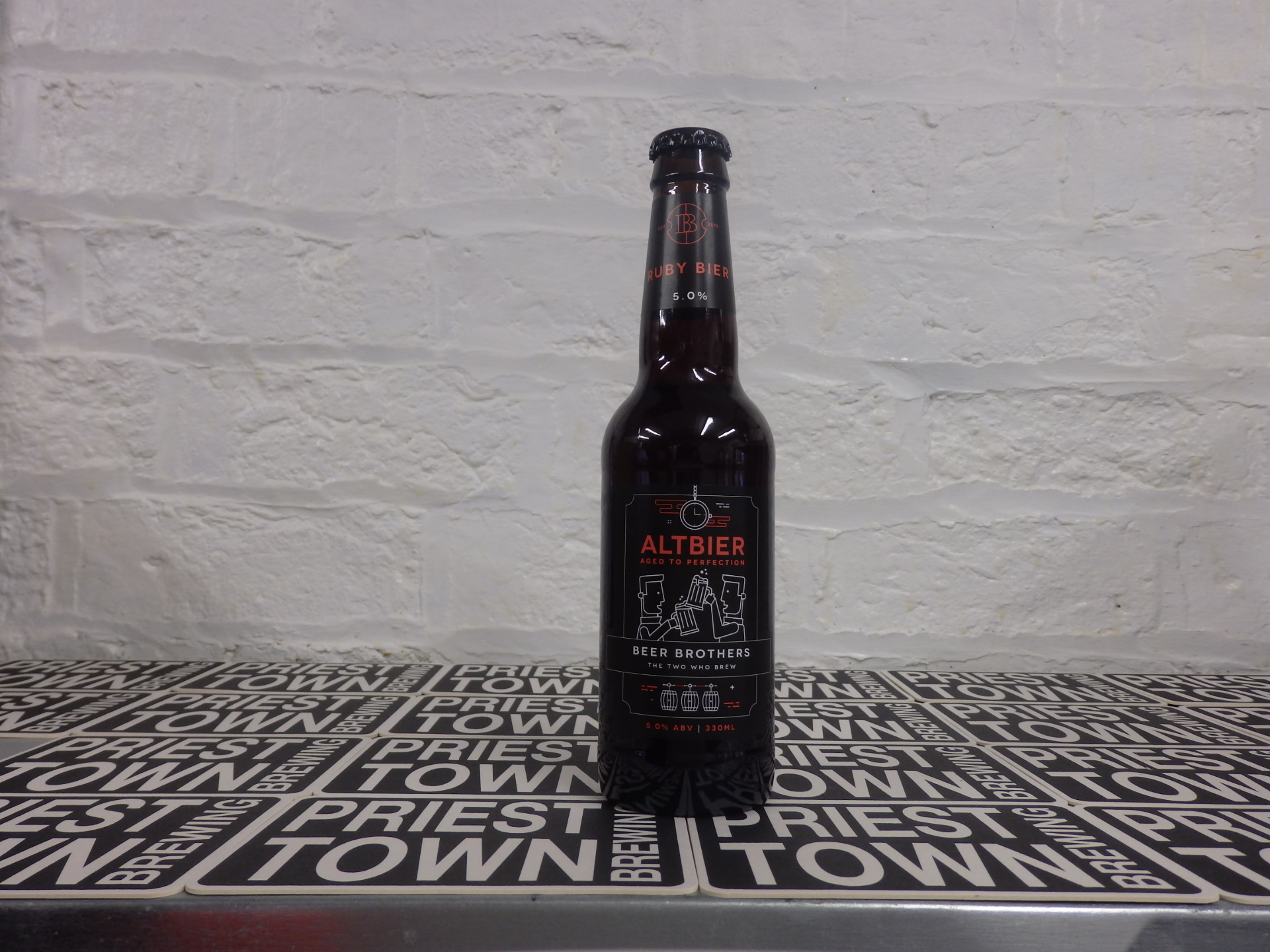 Beer Brothers Altbier Priest Town Brewing Ltd